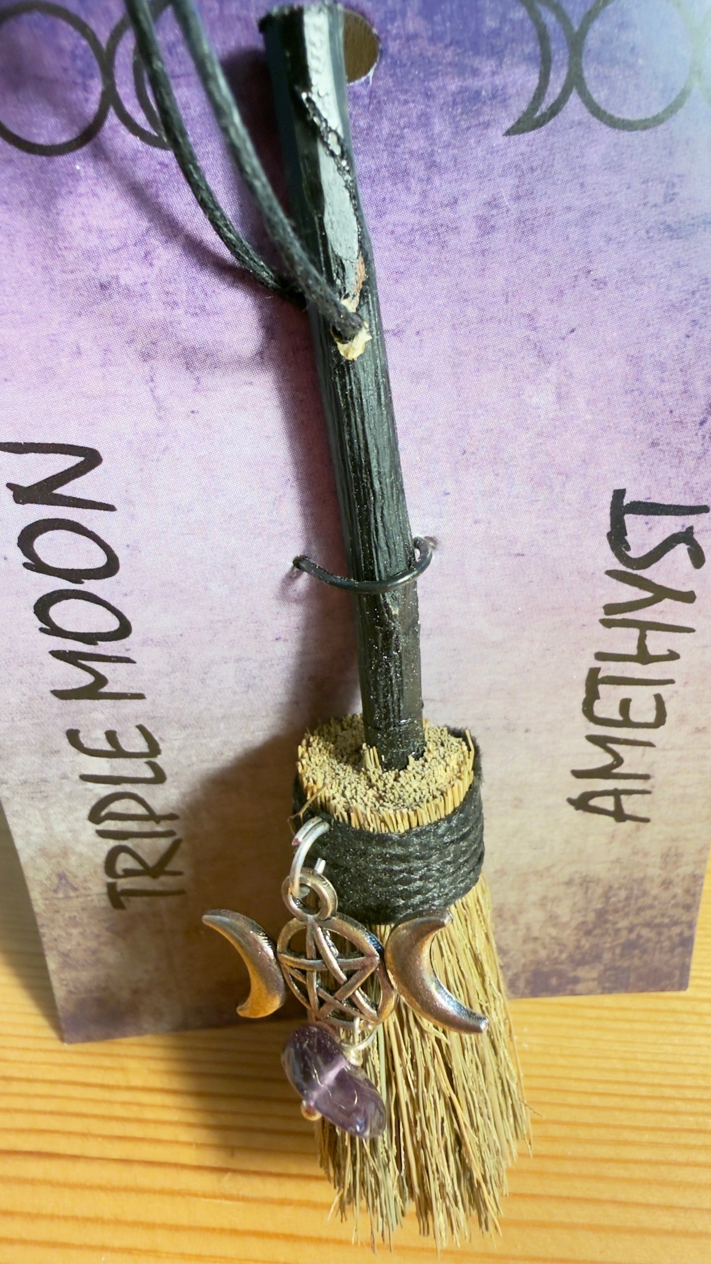 Mini Hexenbesen mit Amethyst