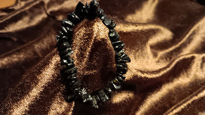 Schwarzer Turmalin Splitterarmband – elastisch