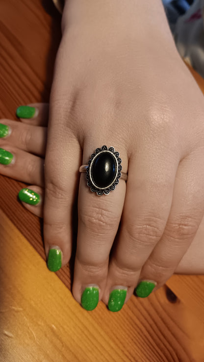 Ring mit schwarzem Turmalin